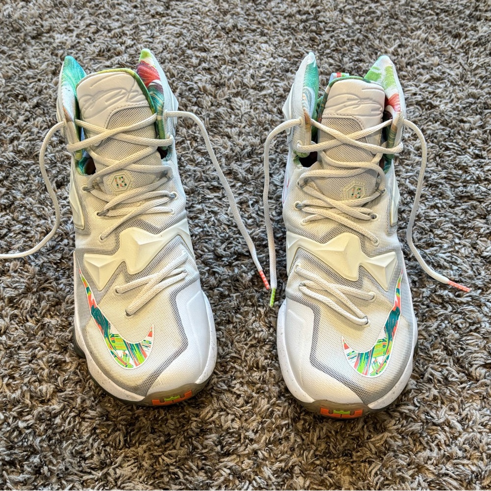 Men’s Nike LeBron XIII “Easter” Basketball Shoes